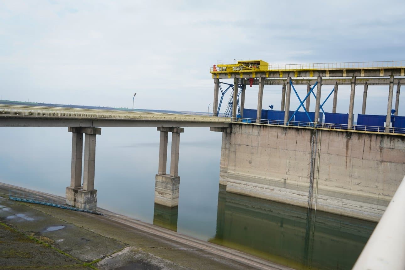 Lucrările de reabilitare a barajului Costești-Stânca, finalizate în proporție de 60%