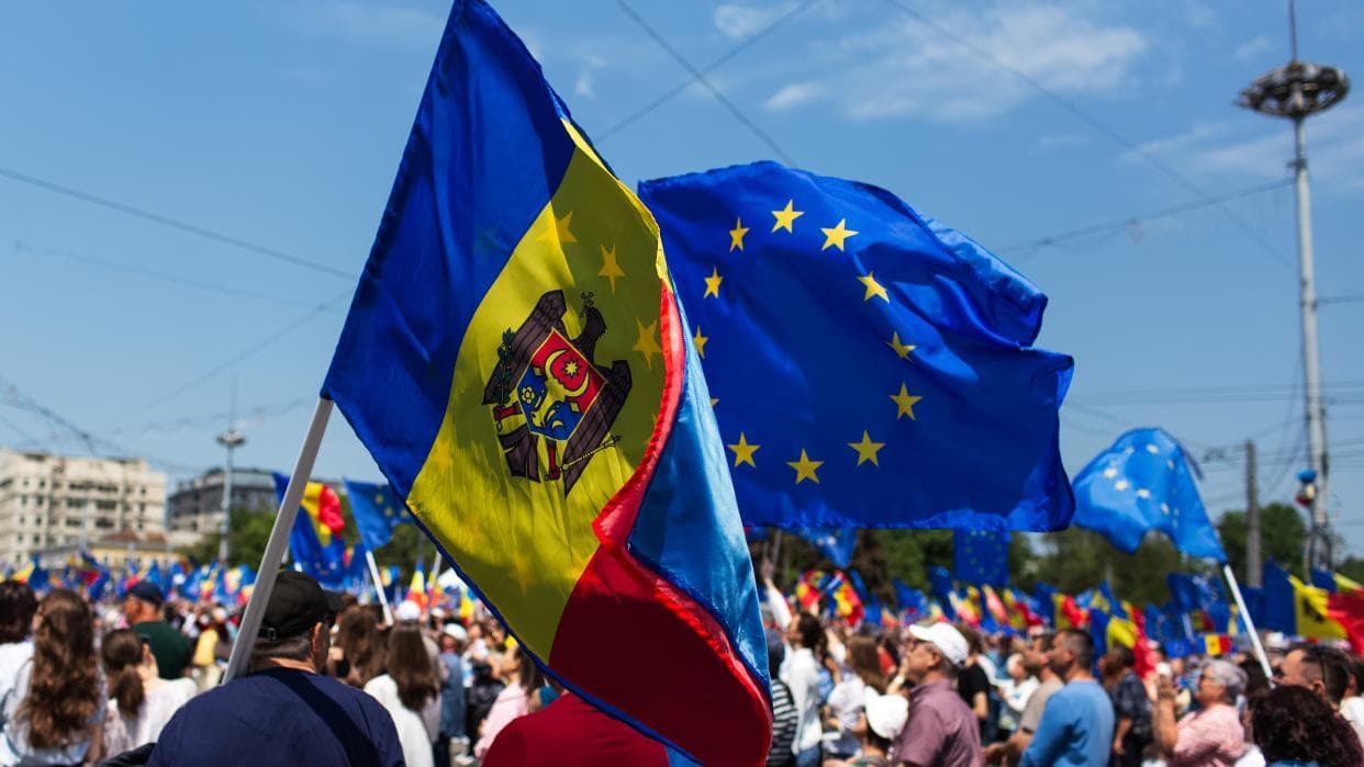 Raport: Integrarea europeană – țintă a campaniilor de manipulare informațională