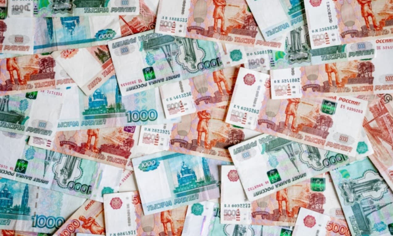 Șeful comuniștilor ruși propune confiscarea a 30 de trilioane de ruble pentru a „cumpără” victoria în războiul din Ucraina