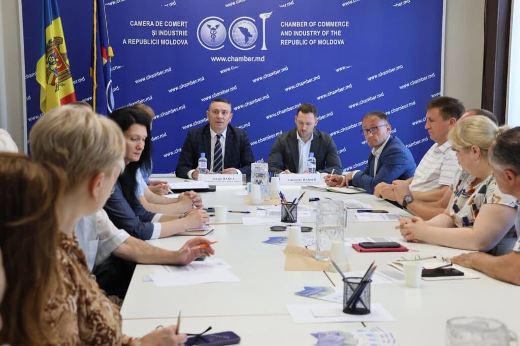 Implementarea sistemului de depozit pentru ambalaje, discutată cu mediul de afaceri