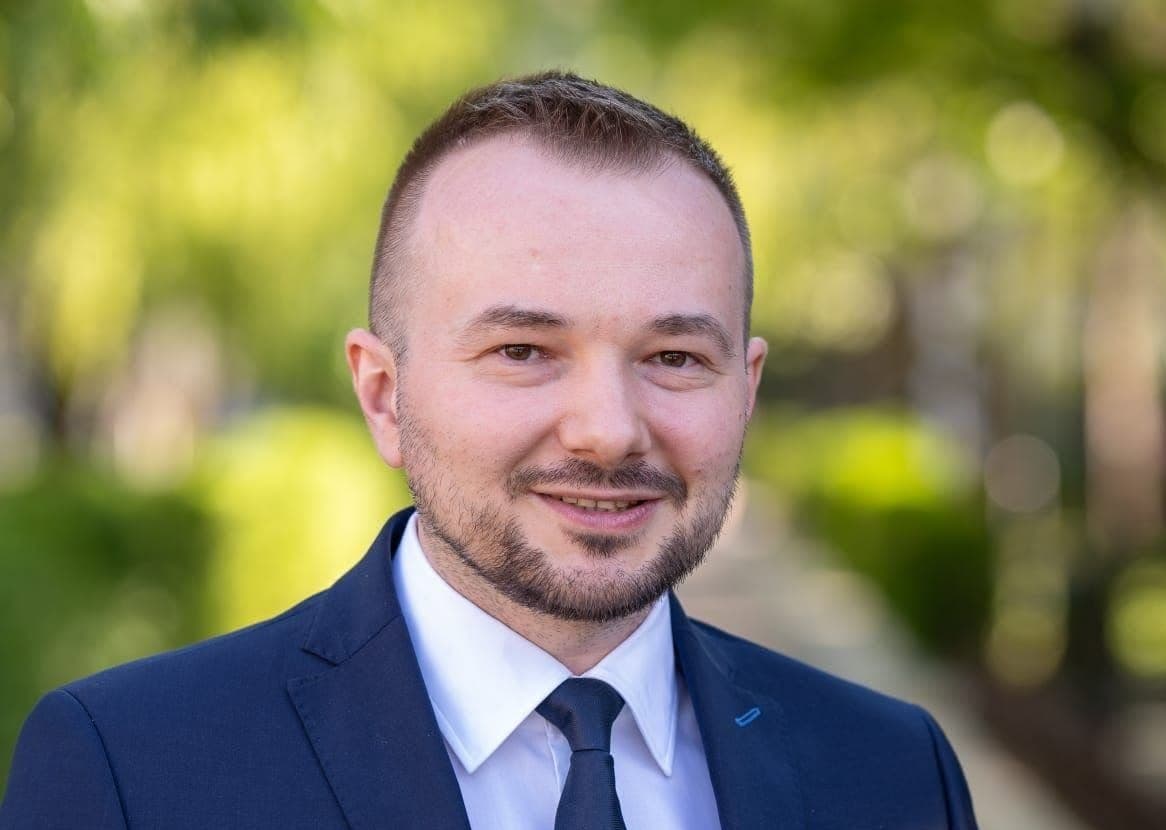 Deputat PNL, despre proiectul de lege ”aprobat tacit” privind unirea R. Moldova cu România: Vine, de fapt, să pună bețe în roate procesului natural de Unire