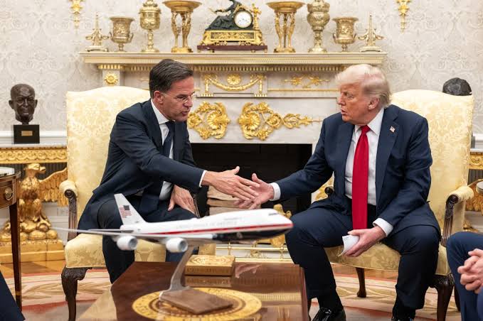 Întâlnire crucială la Casa Albă. Rutte încearcă să calmeze tensiunile cu Trump înaintea summitului NATO