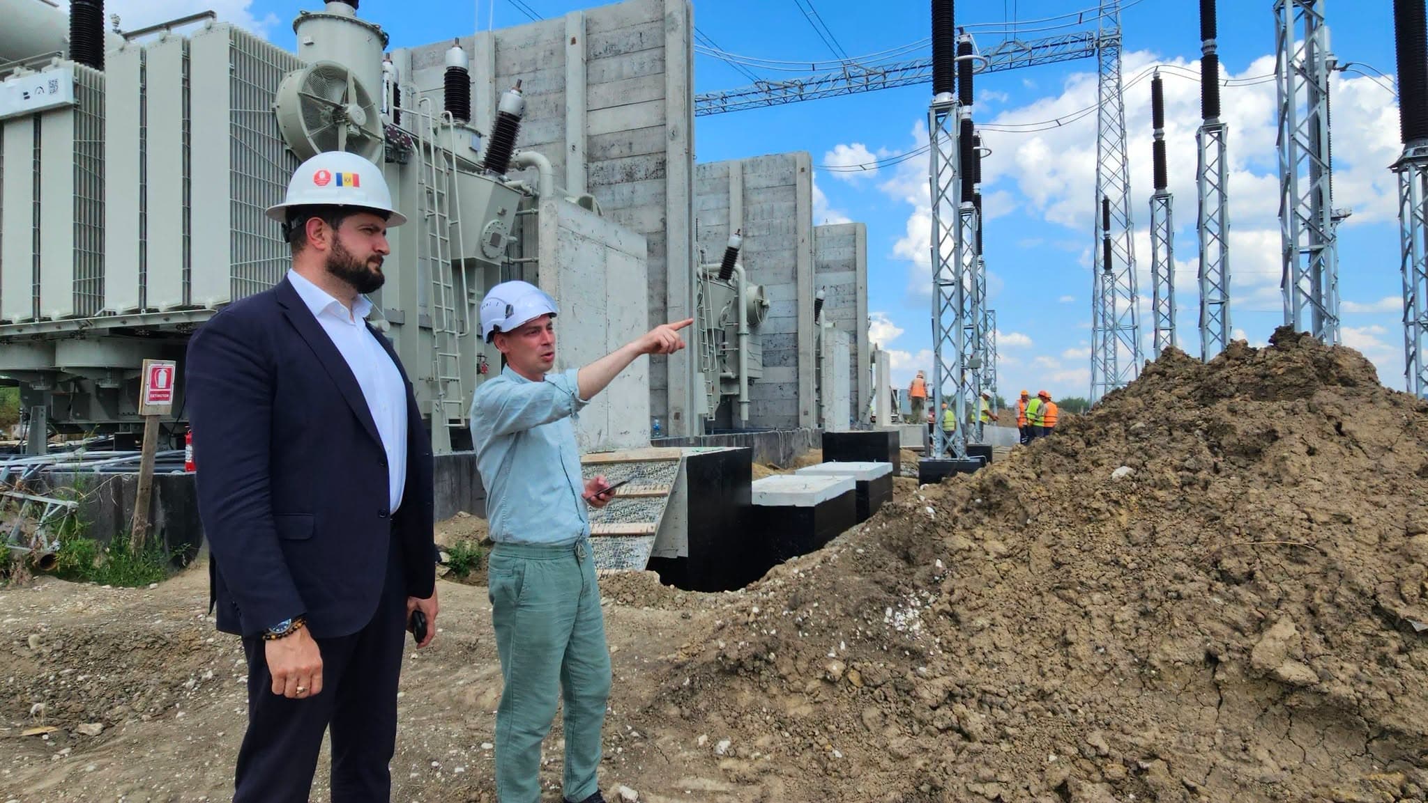 FOTO // Dorin Junghietu, pe șantierul Stației Electrice Chișinău. La sfârșitul lunii vor începe testările și energizarea Liniei Vulcănești–Chișinău