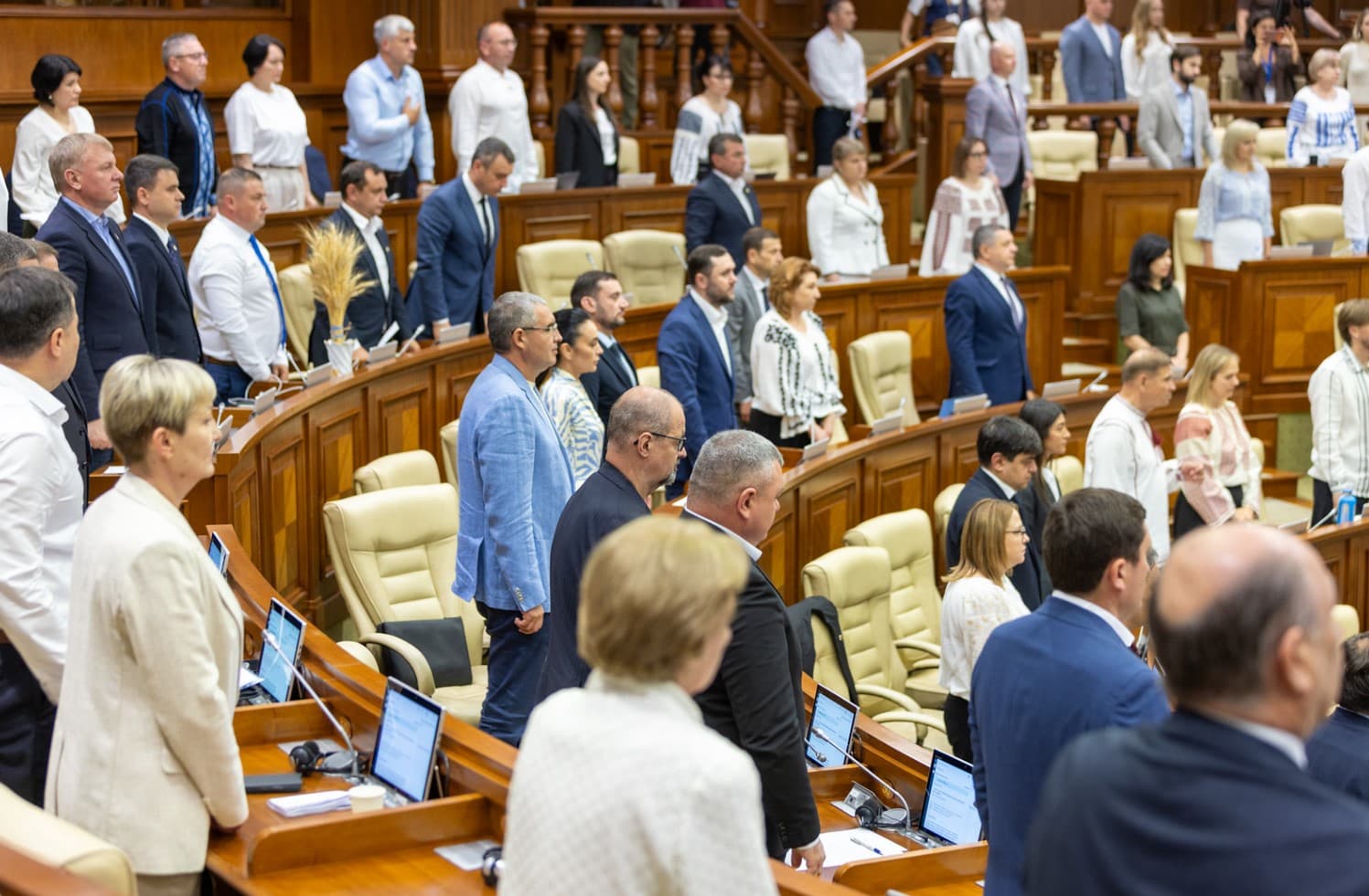 LIVE // Ședința plenară a Parlamentului din 2 iulie