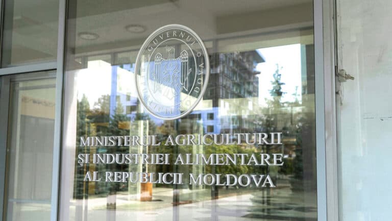 Procurorii cer 30 de zile de arest pentru secretarul de stat de la Ministerul Agriculturii
