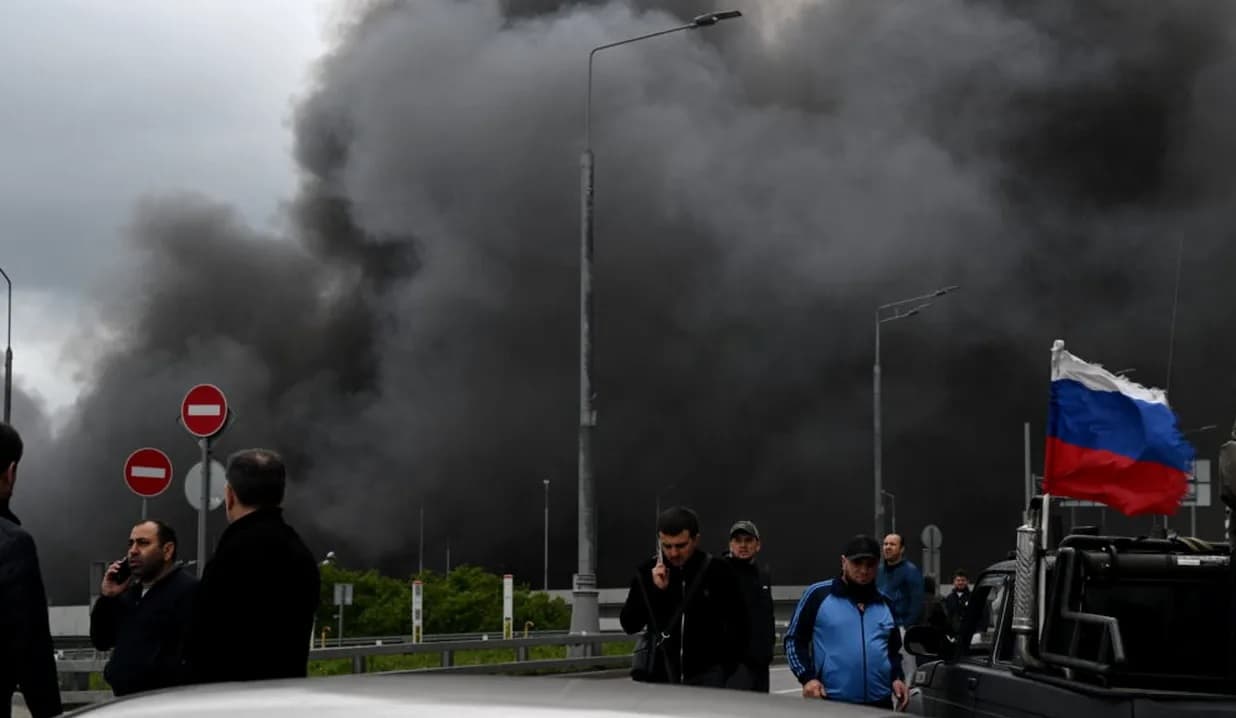 Lovitură record a ucrainenilor. Au atacat o rafinărie de petrol de lângă granița Rusiei cu Kazahstan