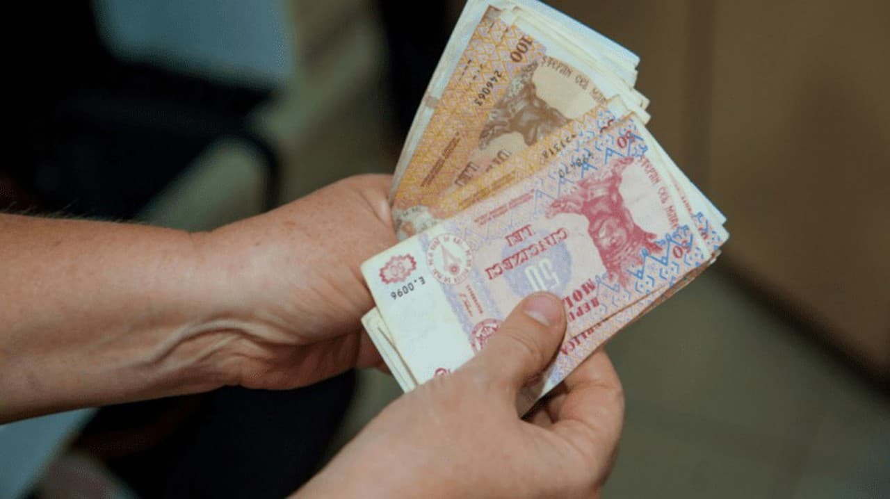 Peste 380 mln de lei, alocați de CNAS în această lună pentru indemnizații