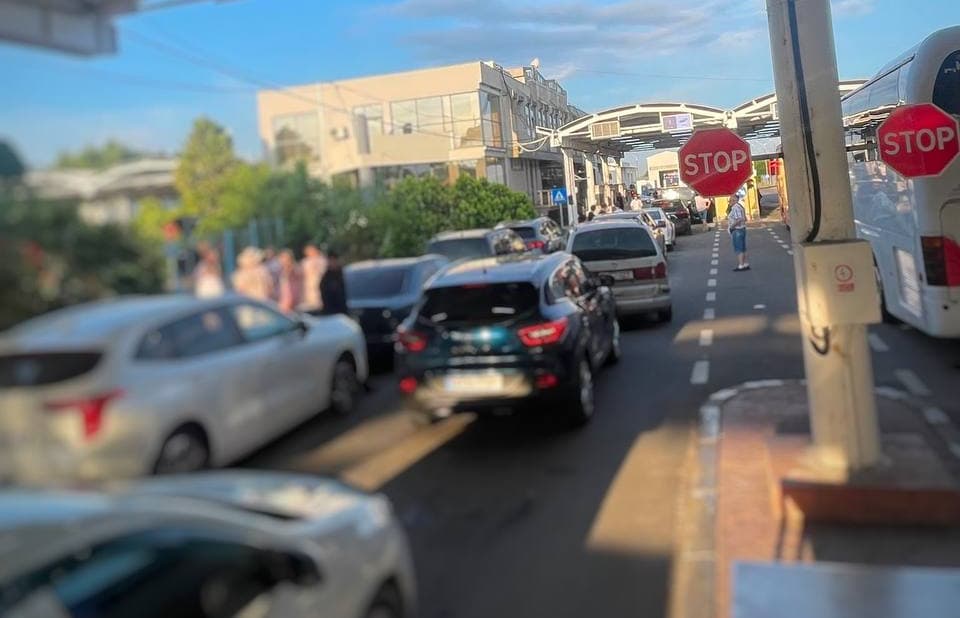 Trafic intens la punctul de frontieră Giurgiulești–Galați din cauza unor defecțiuni tehnice