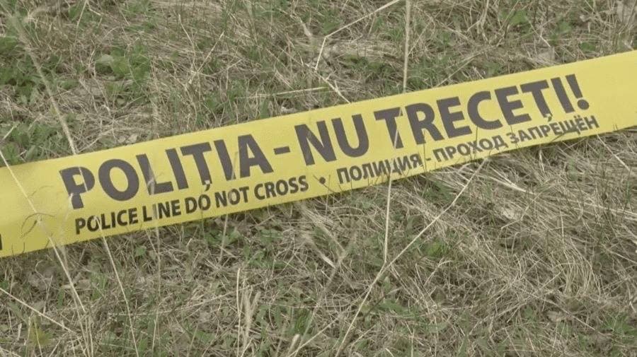 Ialoveni // Sfârșit tragic pentru un tânăr de 23 de ani. A fost găsit împușcat într-un autoturism