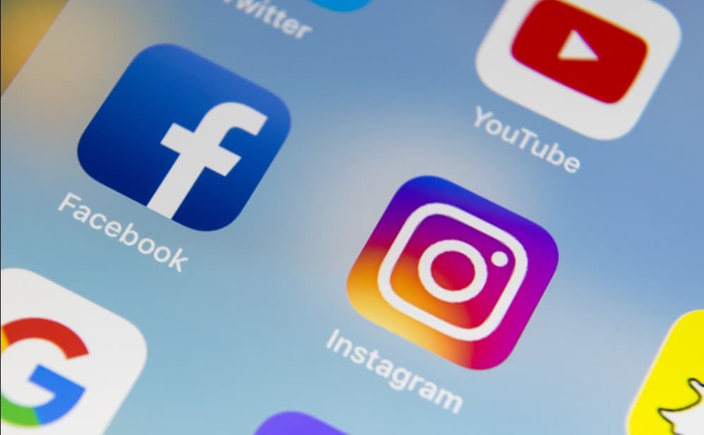 UE ordonă Meta să modifice interfețele Instagram și Facebook. Bruxellesul spune că platformele creează dependență