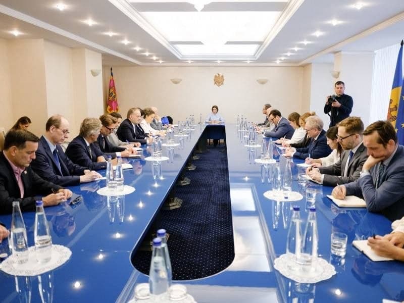 Maia Sandu s-a întâlnit cu ambasadorii statelor membre ale UE și ale G7 acreditați la Chișinău