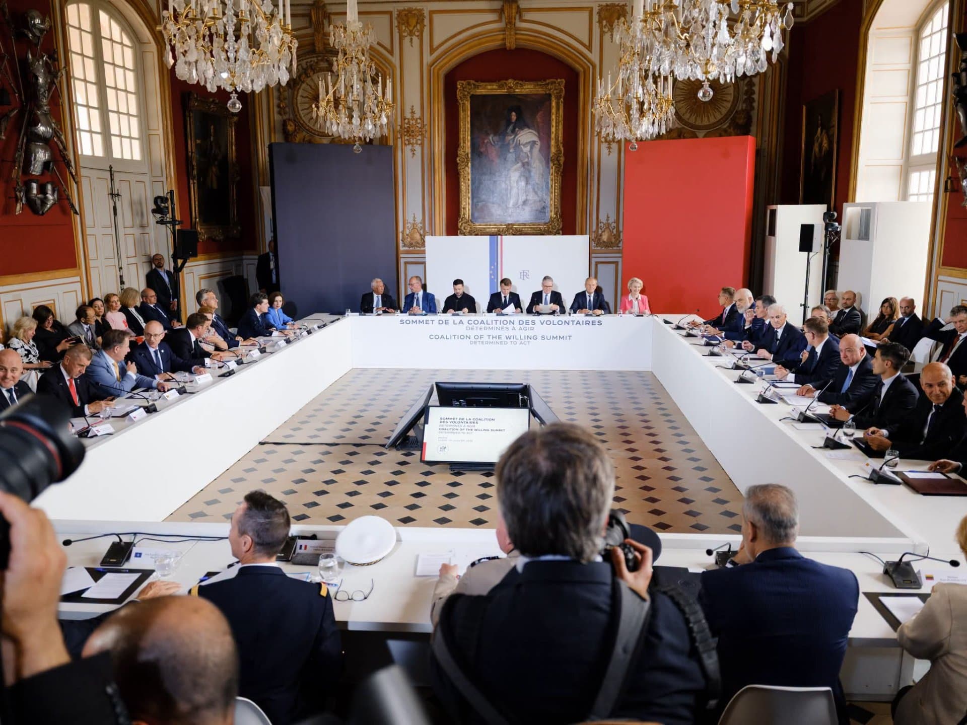 FOTO // Președintele Maia Sandu, de la Paris: ,,Securitatea cetățenilor și a țării este preocuparea noastră cea mai importantă"