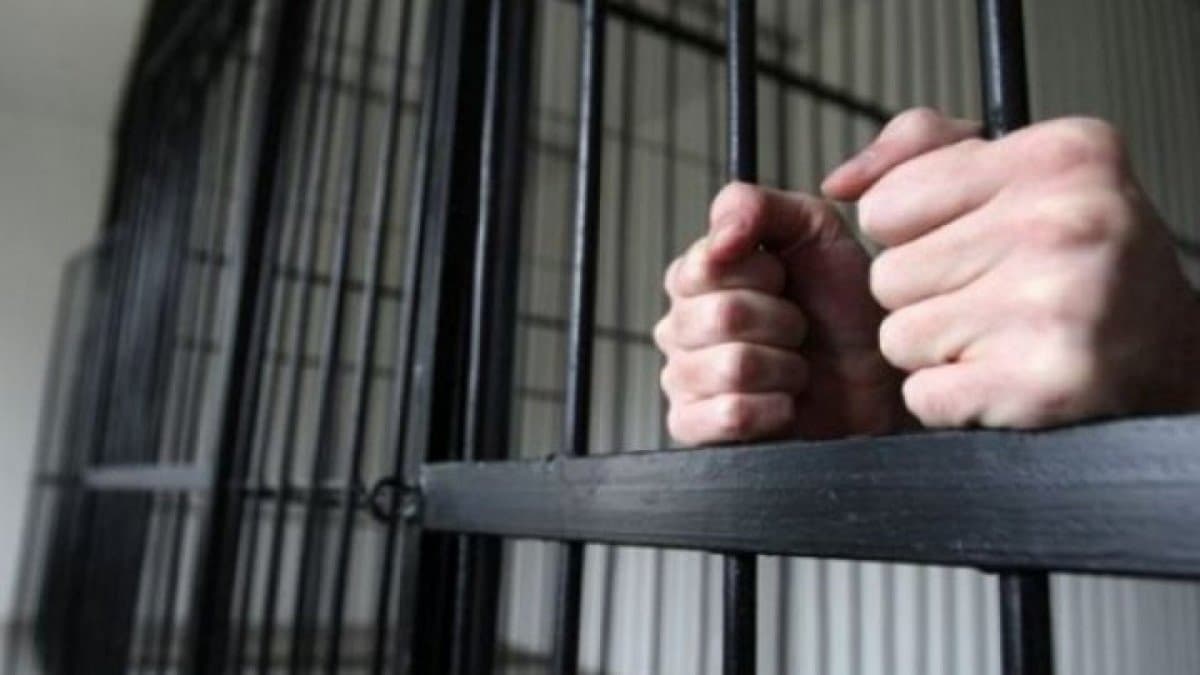 Droguri procurate din Kazahstan, vândute în R. Moldova de doi concubini. Infractorii, condamnați la câte 10 ani de închisoare