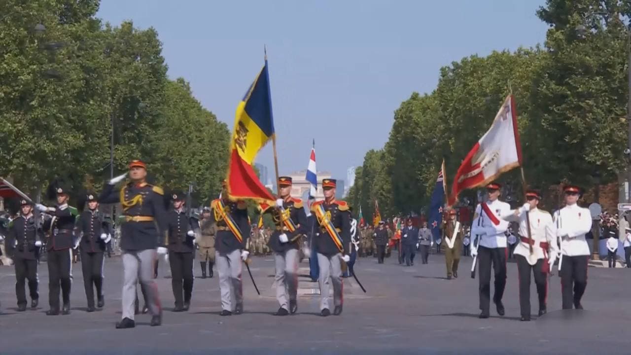 VIDEO // Militarii din R. Moldova au defilat la parada organizată de Ziua Națională a Franței