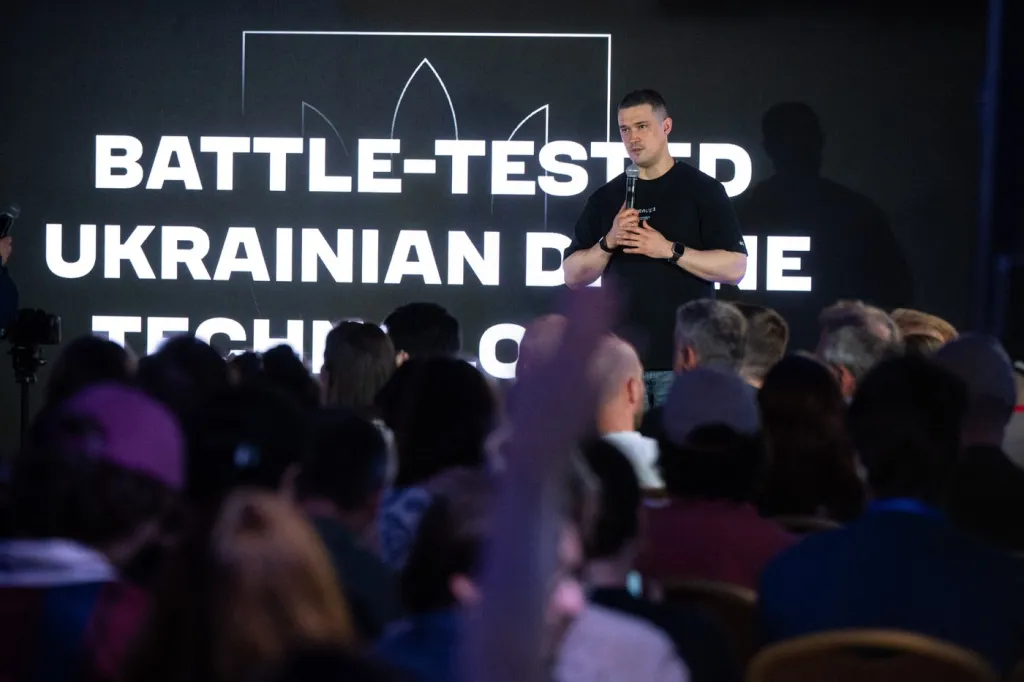 Cum a ajuns ministrul Apărării Mihailo Fedorov în topul popularității din Ucraina, înainte de a fi demis în mod neașteptat de Zelenski