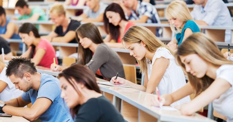 Specializări noi la universități și taxe de studii de până la 20 de mii de lei pentru locurile la contract