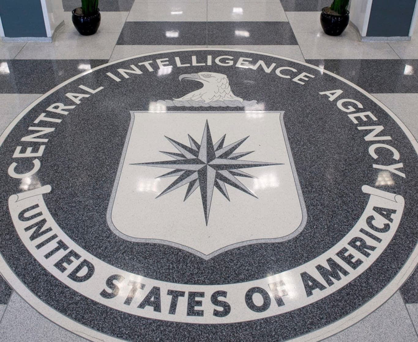 Reuters: Atacurile Iranului asupra unor instalaţii CIA ridică semne de întrebare cu privire la un posibil rol al Rusiei