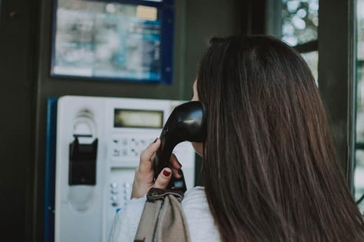 Crimeea reintroduce telefoanele stradale pentru apelurile de urgență