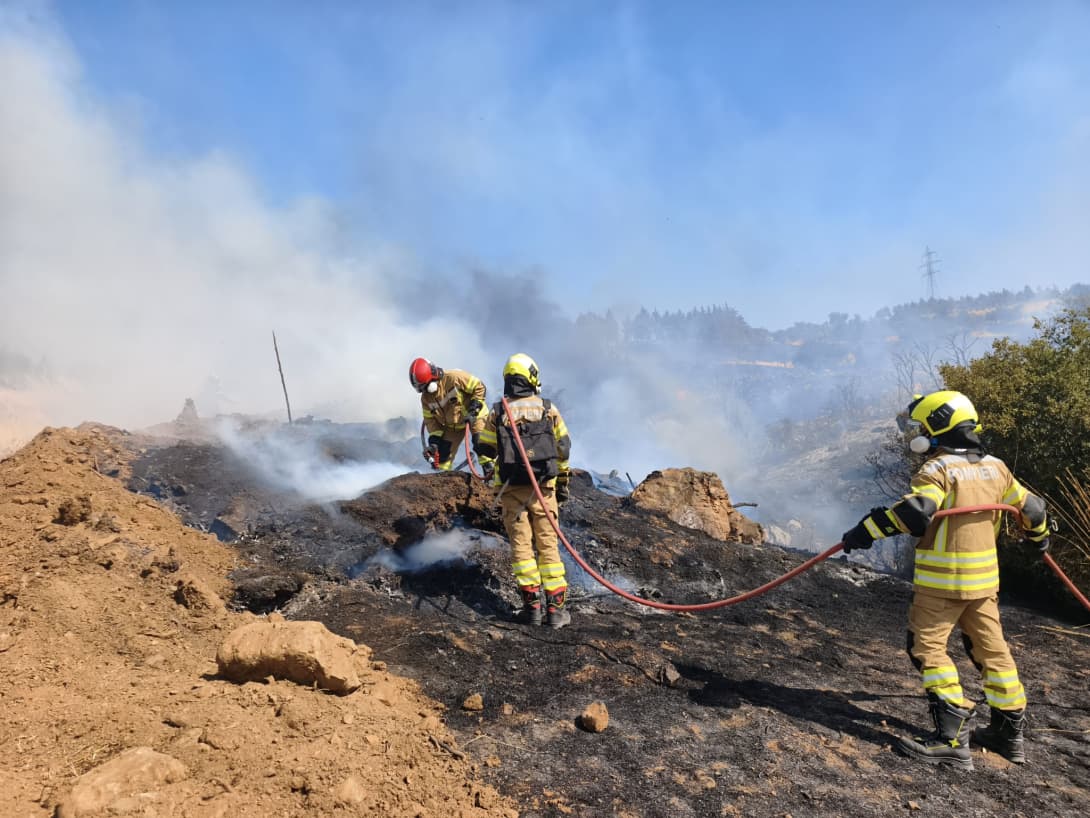 FOTO // Salvatorii moldoveni, în forță! Peste 6 ore de lupte cu flăcările, într-un incendiu de vegetație din Grecia