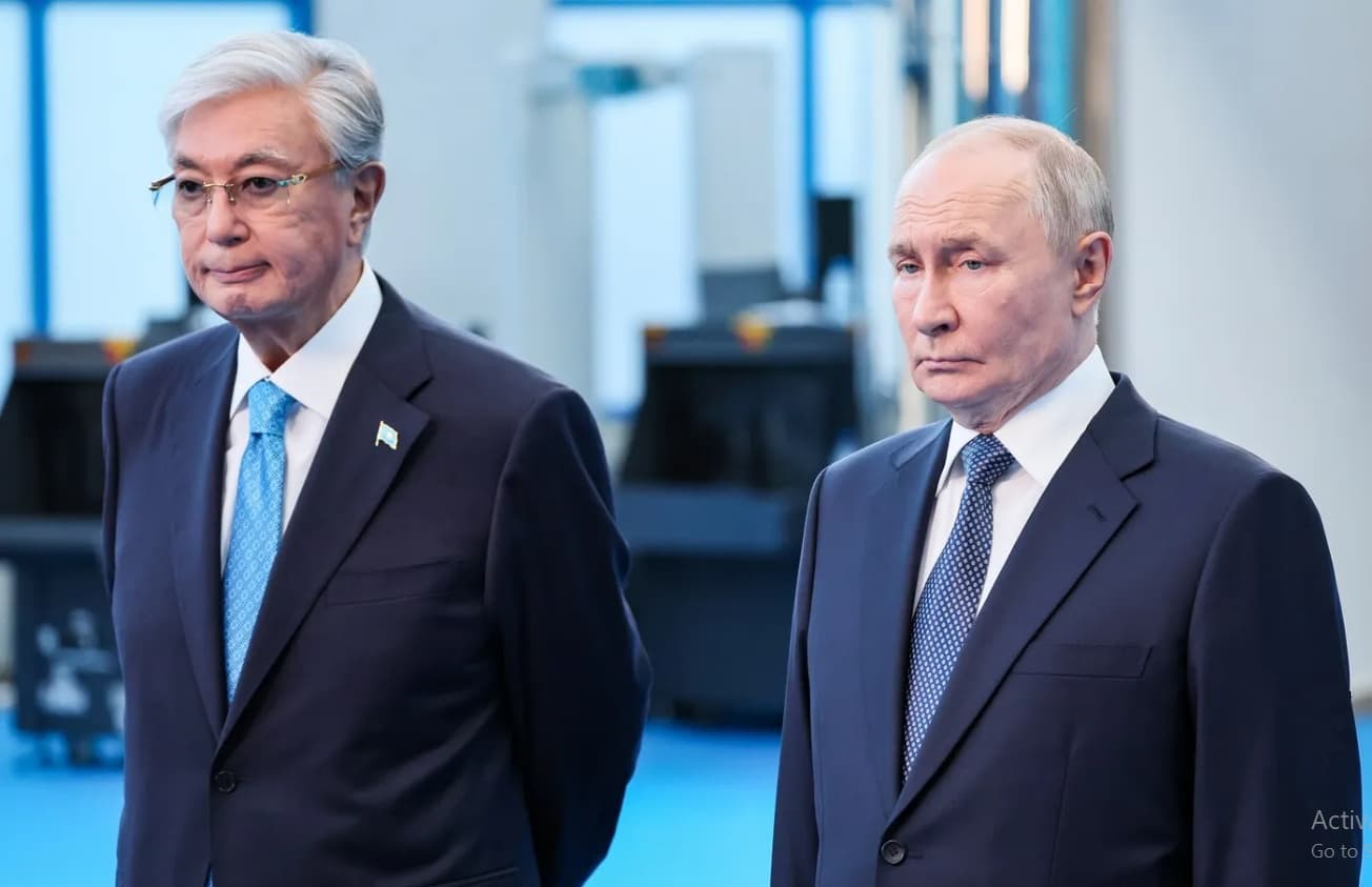 Liderul Kazahstanului îl îndeamnă pe Putin să „înghețe” războiul din Ucraina. Moment rar în timpul unei întâlniri în Siberia