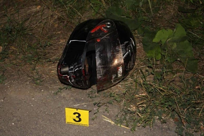 Tragedie la Ungheni. O adolescentă de 17 ani a murit după ce s-a izbit cu ATV-ul într-un stâlp electric