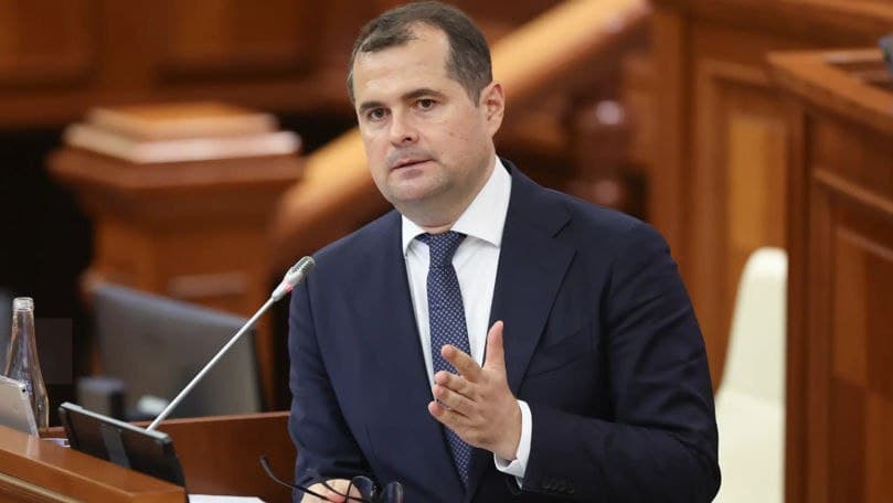 Premierul Vasile Tofan pleacă joi, la București, în prima sa vizită oficială în străinătate