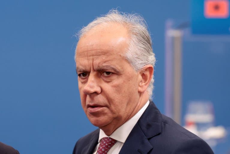 Italia reintroduce controalele în porturi și aeroporturi pentru rutele cu Spania, în urma crizei migranților din Ceuta