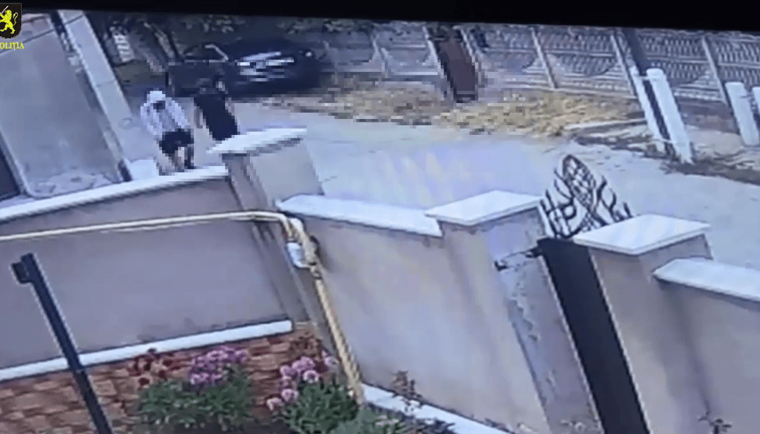 VIDEO // Furt de peste 56 de mii de lei de pe un șantier din Chișinău. Doi minori și un tânăr, suspectați