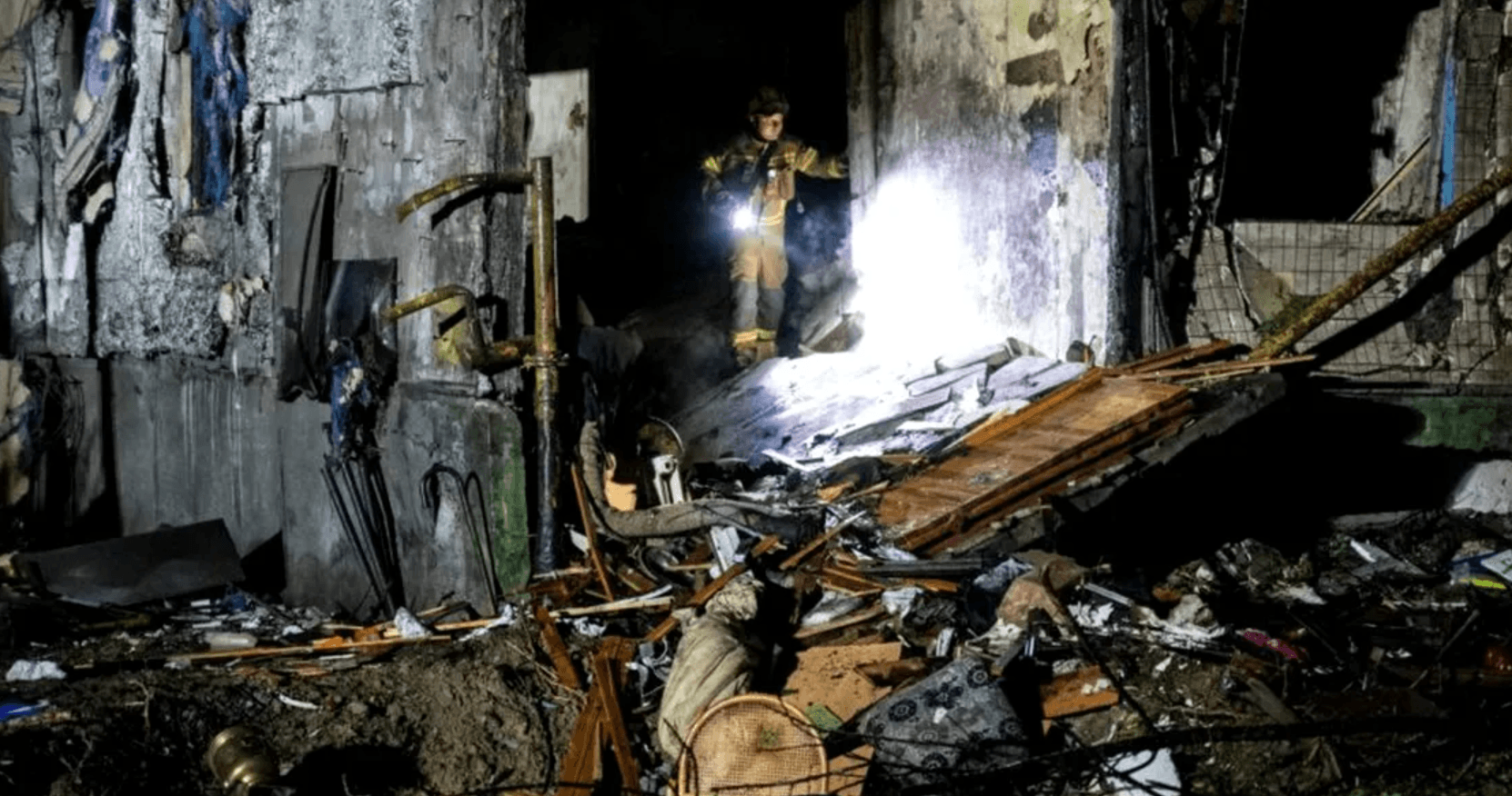 Bilanțul atacului asupra Kievului crește: 15 morți, 51 de răniți și operațiuni de salvare în desfășurare