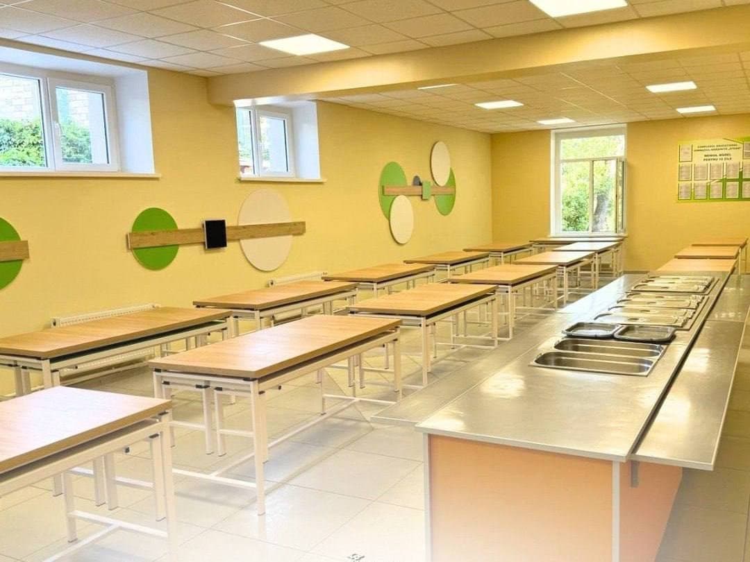 Cinci școli din stânga Nistrului vor primi echipamente și mobilier nou pentru cantine, cu sprijinul României