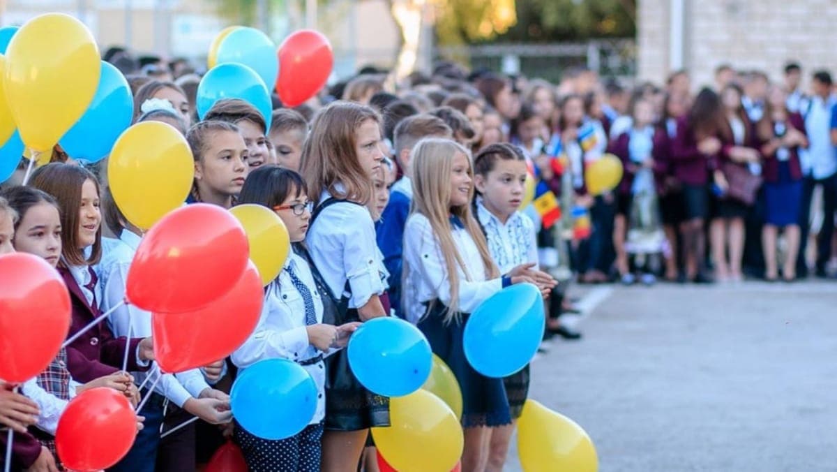 „Independența care ne unește”, prima lecție din 1 septembrie. Elevii vor explora evenimentele din 1989-1991 și transformările țării