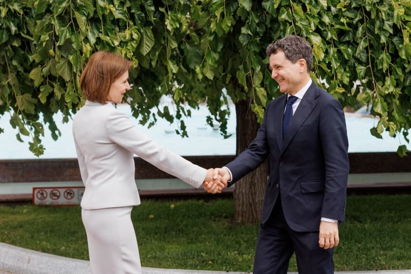 The Economist // S-ar putea uni Republica Moldova cu România? „Planul B” în cazul blocării aderării la UE