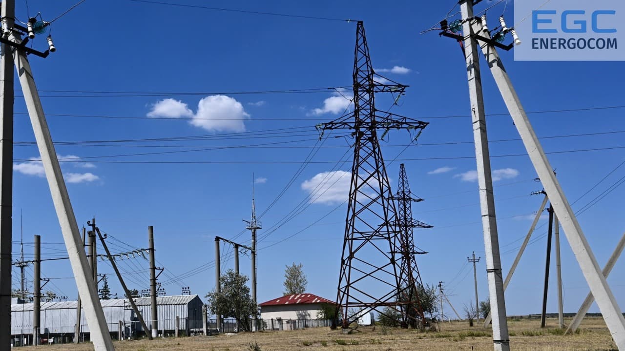 Energocom a asigurat 100% din necesarul de energie pentru 16 august. Cetățenii, îndemnați să economisească lumina în orele de vârf