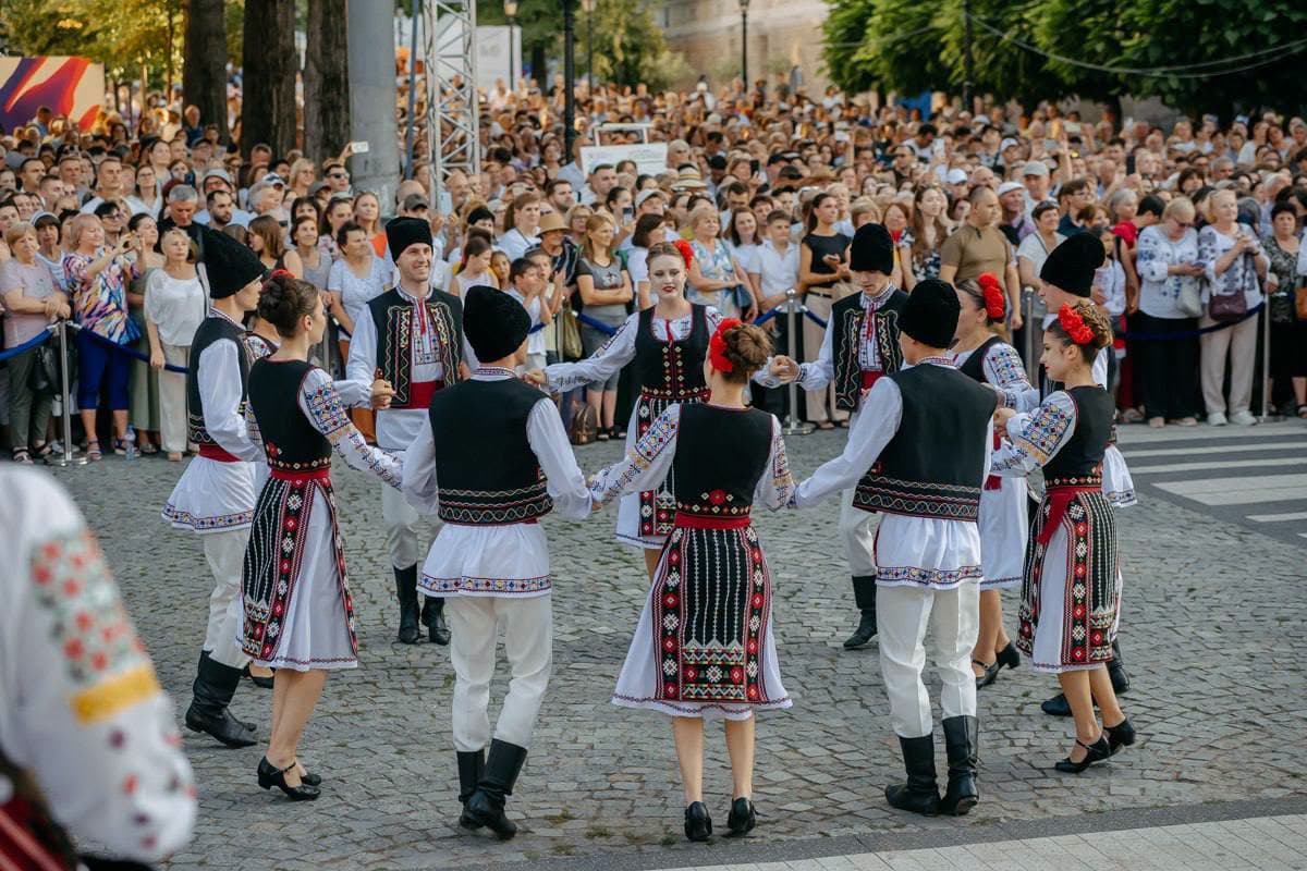 De Ziua Limbii Române, pe strada „Eugen Doga” va fi organizat un spectacol literar-muzical