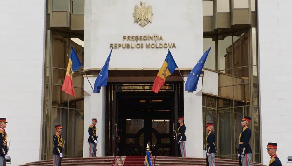 LIVE // Ceremonia de întâmpinare a președintelui României, Nicușor Dan, de către președintele R. Moldova, Maia Sandu