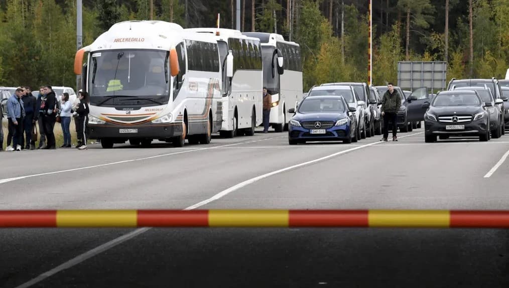 Peste 100 de mii de ruși au plecat în Georgia în doar o săptămână din cauza îngrijorărilor că urmează o nouă mobilizare
