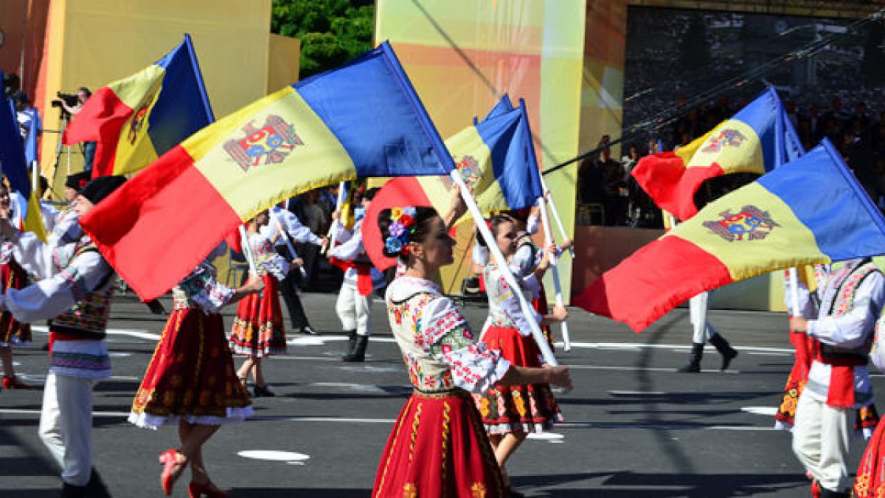 Ziua Limbii Române, sărbătorită la Chișinău prin Marea Dictare Națională și evenimente culturale