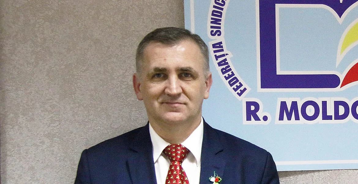 Ghenadie Donos: Reforma „Restart în Educație” trebuie să fie însoțită de creșteri salariale