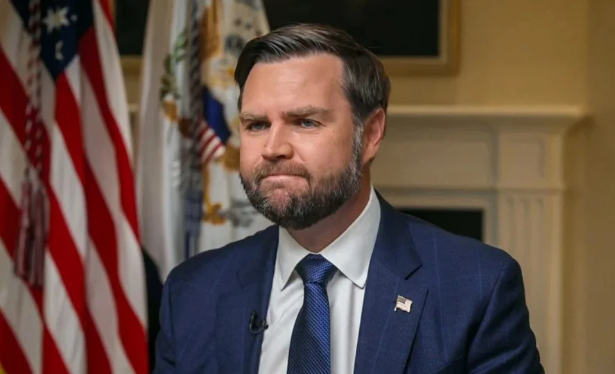 Vance afirmă că disputa cu Iranul nu este un ”război”, în timp ce Trump încearcă să gestioneze un conflict nepopular pe măsură ce se apropie alegerile