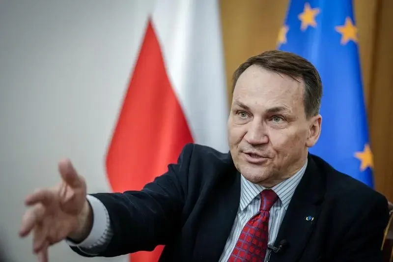 Polonia cere o măsură fără precedent împotriva Rusiei, pe fondul „atacurilor hibride” din Europa