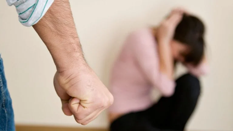 Peste 50 de cazuri de violență în familie, semnalate Poliției în doar 24 de ore