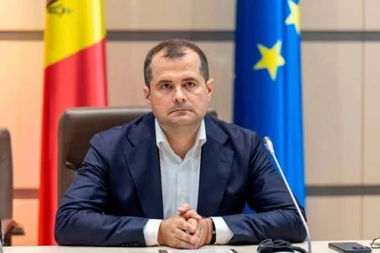 Premierul Vasile Tofan anunță simplificarea procedurilor pentru antreprenori și reformarea controalelor. Circa 80 de acte permisive ar putea fi eliminate sau simplificate