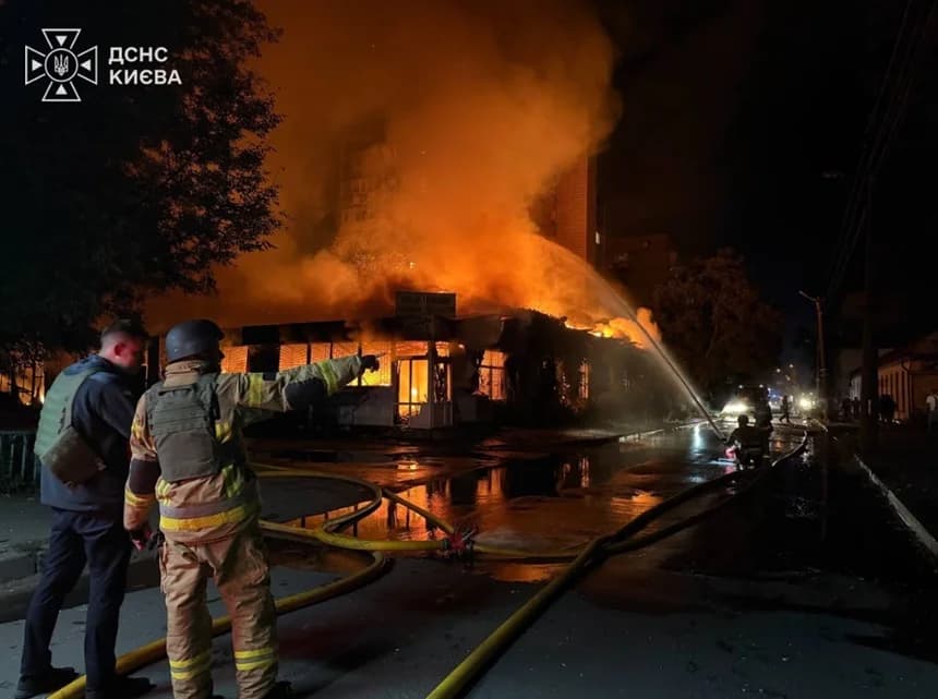 Atacuri aeriene masive ale Rusiei au lovit Kievul și alte regiuni, provocând moartea a 7 persoane și rănirea a peste 120
