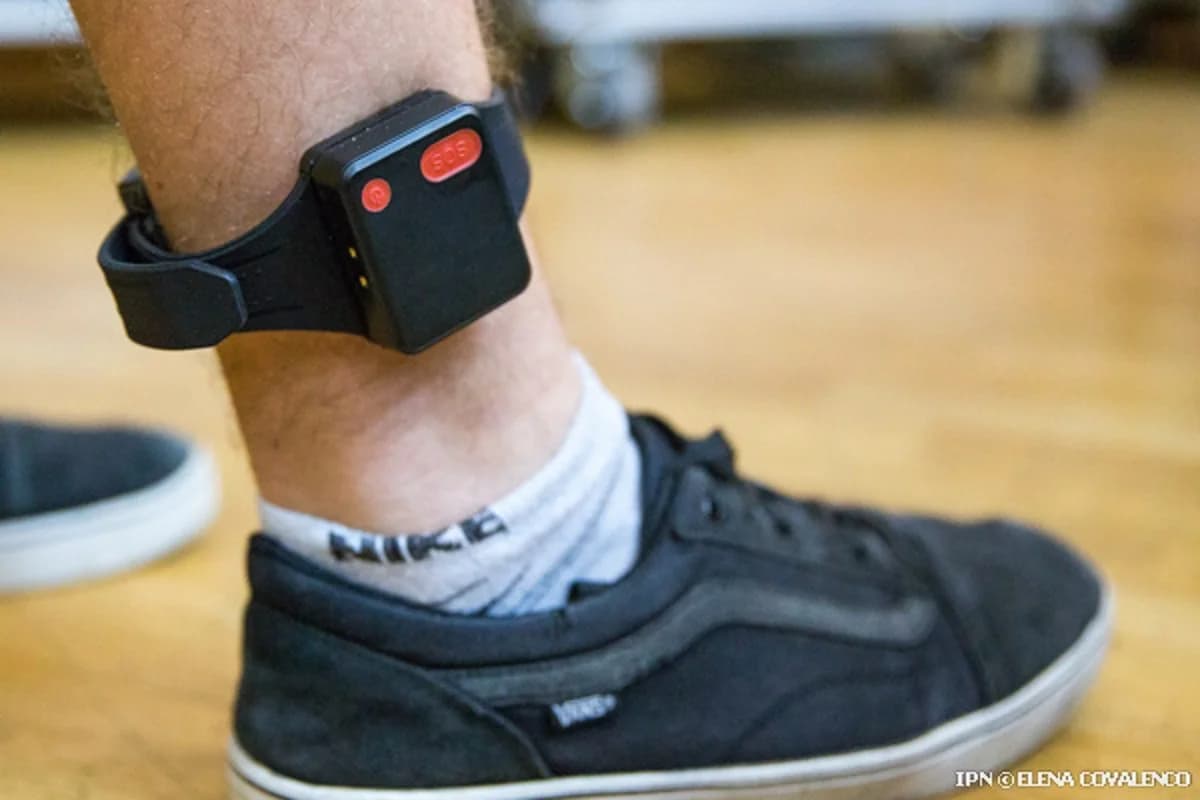 Poliția a obținut acces direct la sistemul de monitorizare electronică a agresorilor