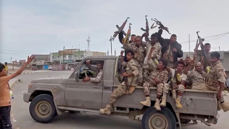 Avansul Houthi în Yemen pune SUA într-o nouă situație dificilă. O a doua strâmtoare ar putea fi controlată de Iran prin aliații săi