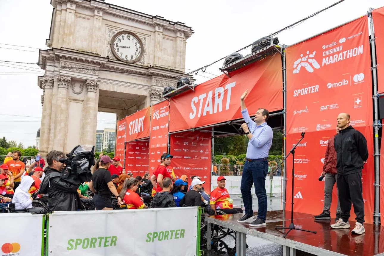 Chișinău Marathon 2026 a adunat peste 10.000 de participanți. Vasile Tofan: „E o mare mândrie să văd atâta lume”