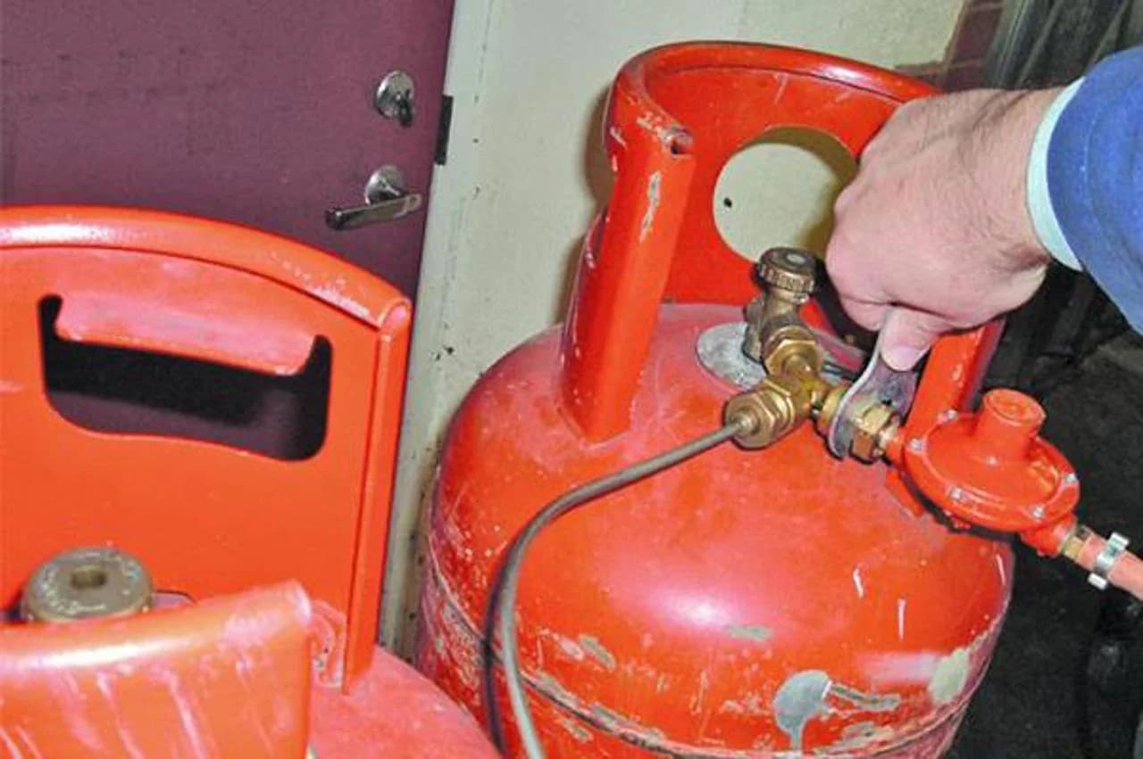 Două persoane, rănite în urma exploziei unei butelii de gaz la Tomai, Găgăuzia