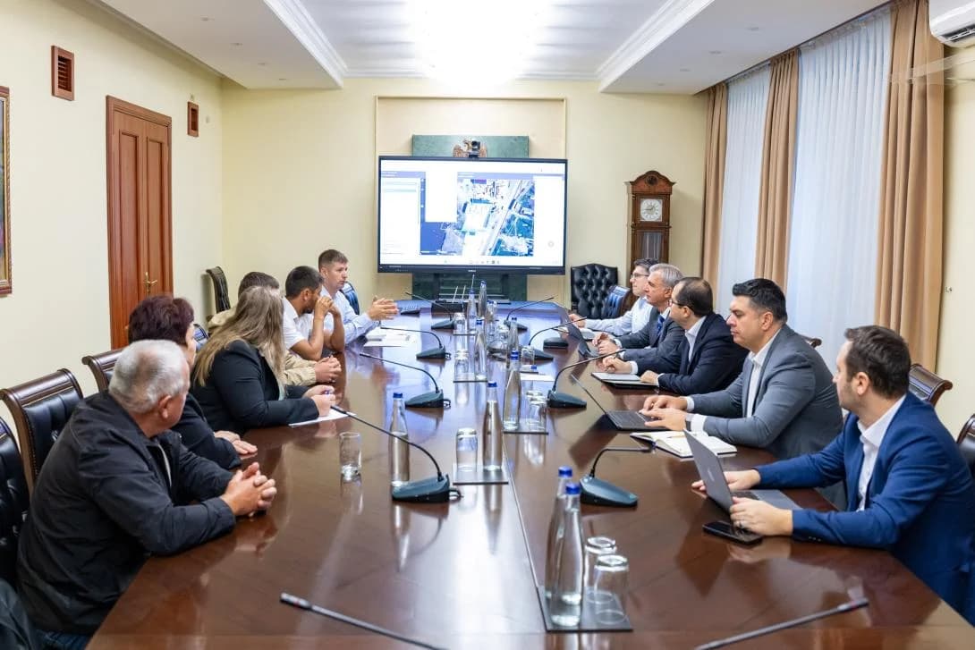 Premierul Tofan s-a întâlnit cu fermierii. Finanțarea și restructurarea datoriilor, pe agendă