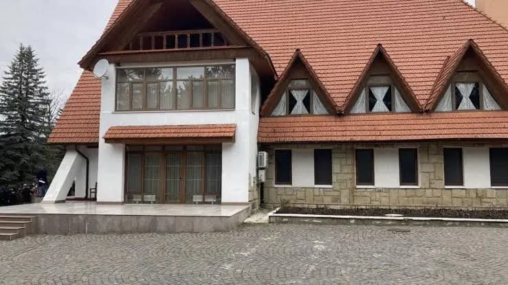 Guvernul respinge falsurile privind implicarea rudelor Maiei Sandu în reparația vilei de la Condrița