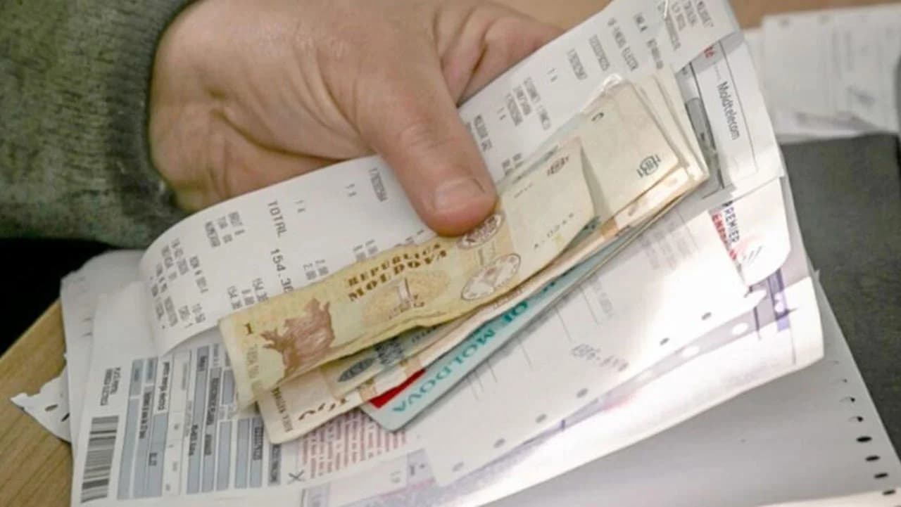 Compensațiile pentru sezonul rece: Ministerul Muncii și Protecției Sociale precizează data de la care pot fi depuse cererile